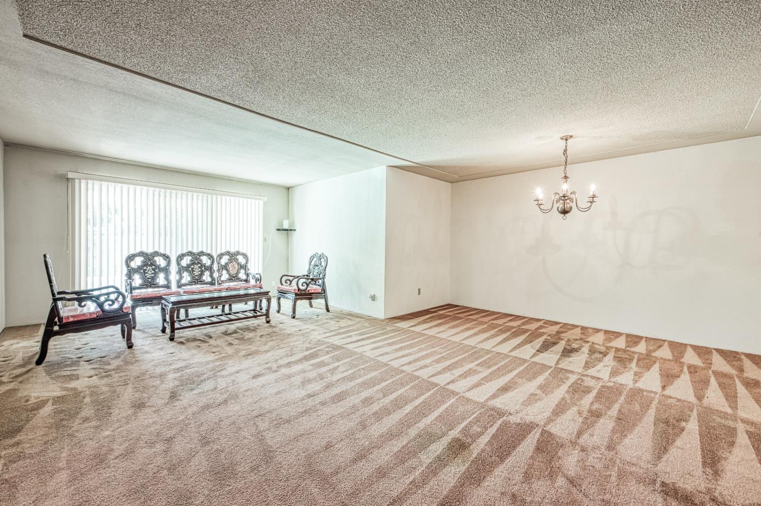 1685 W San Ramon Avenue