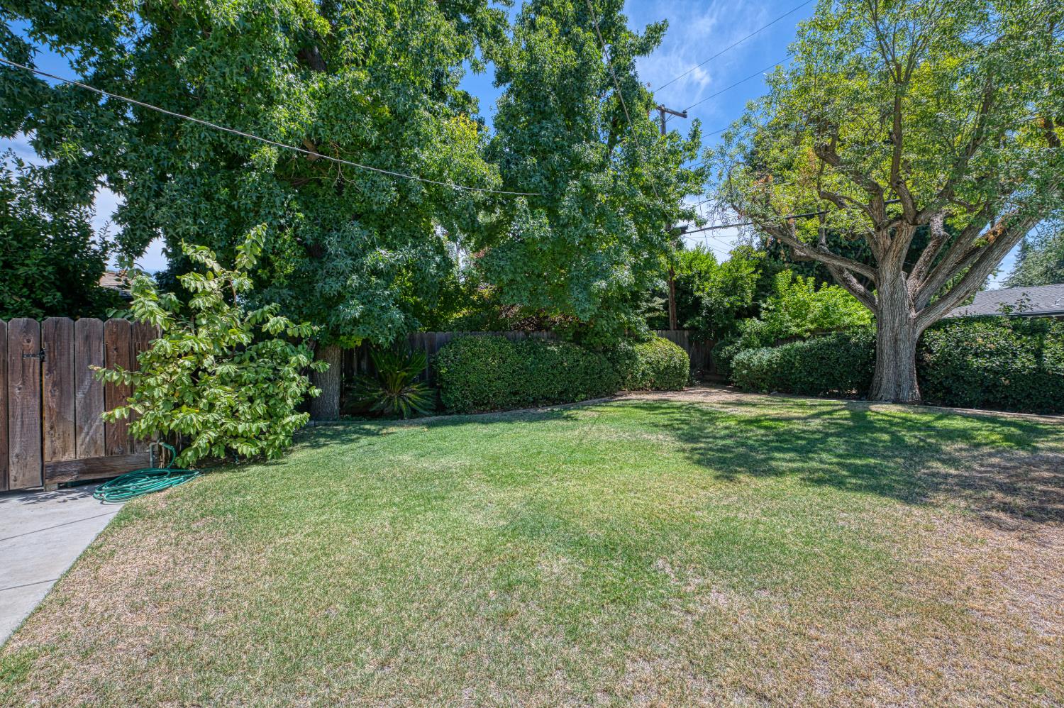 1685 W San Ramon Avenue
