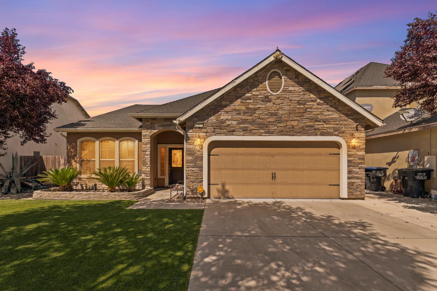 Featured listings