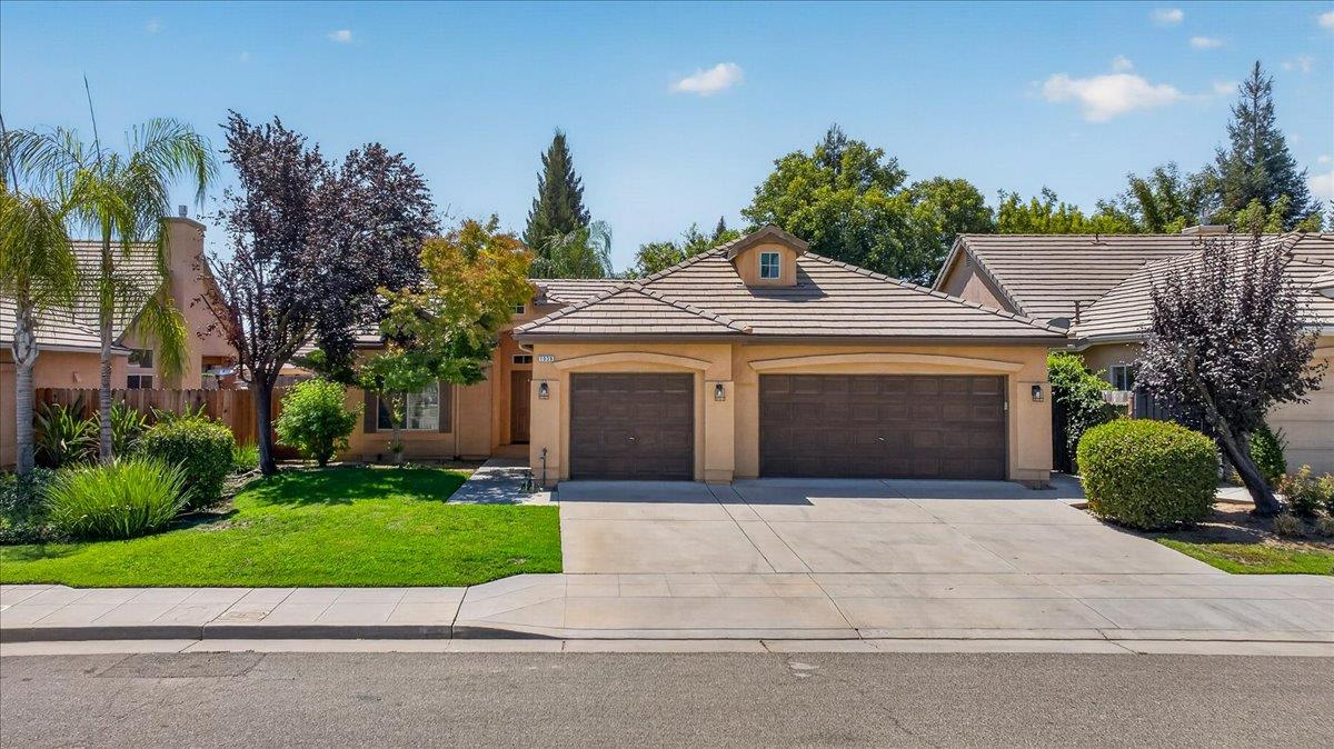 Featured listings