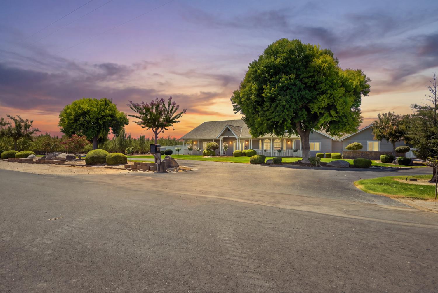 Featured listings