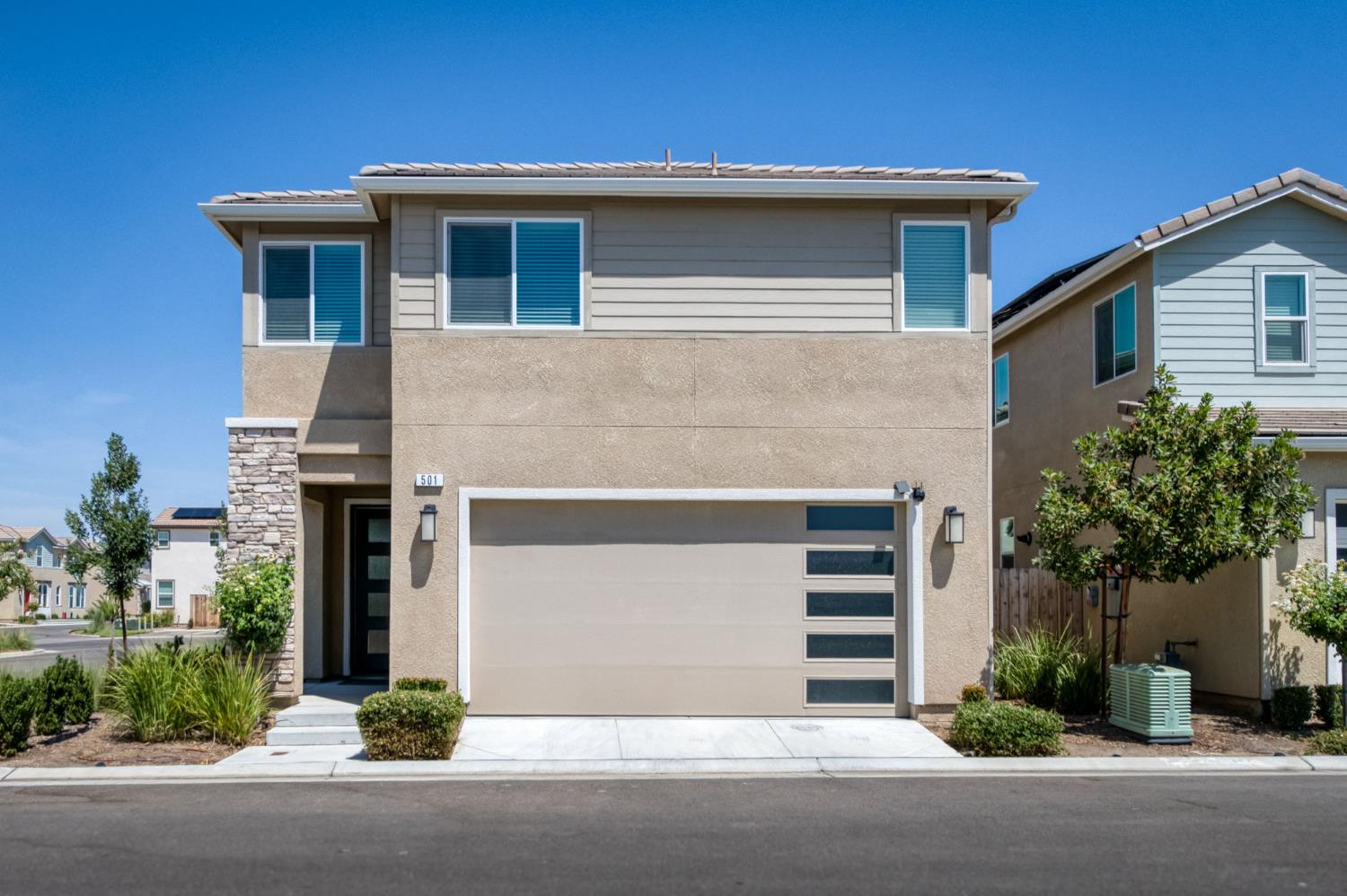 Featured listings