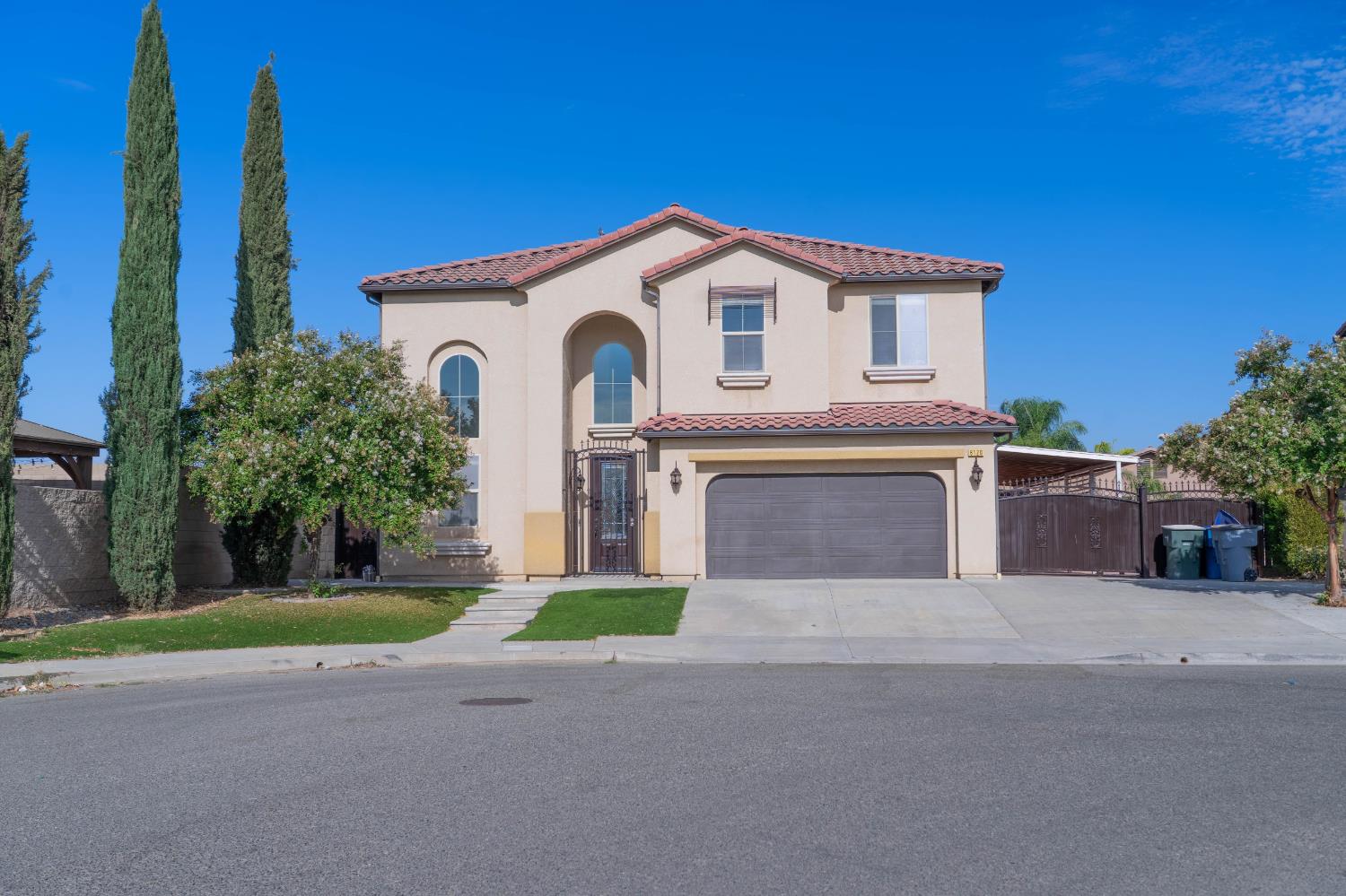 Featured listings