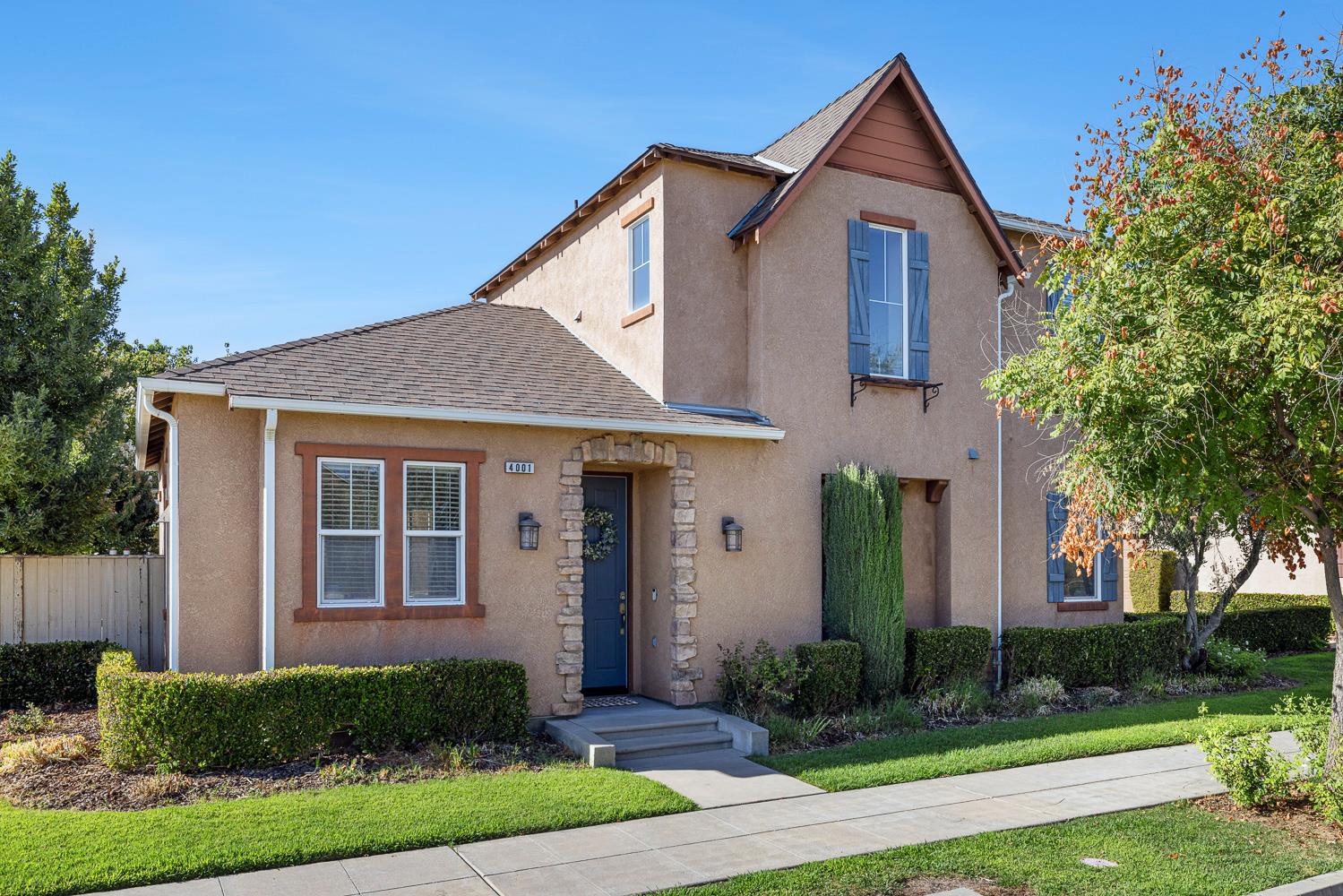 Featured listings