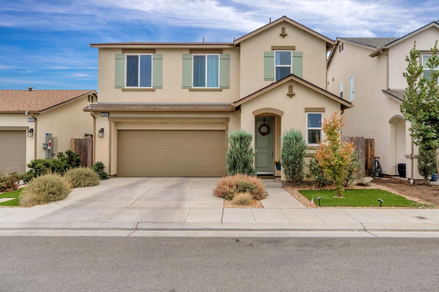 Featured listings