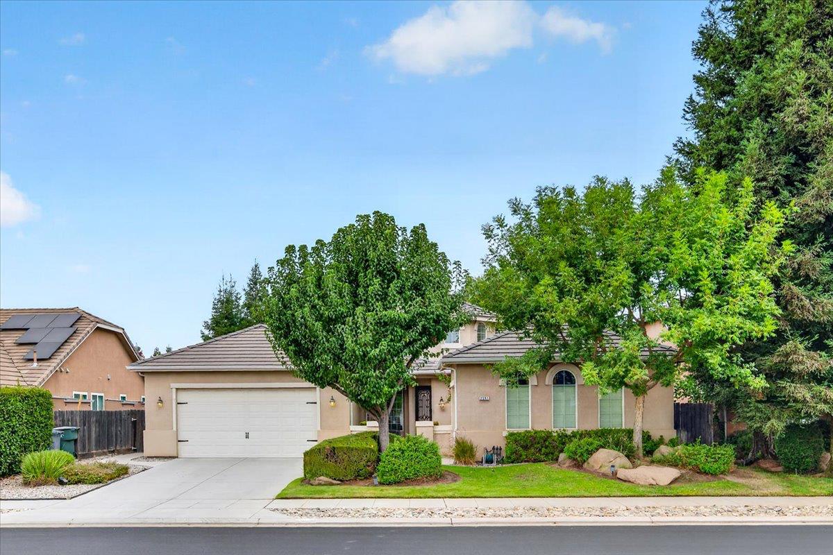 Featured listings