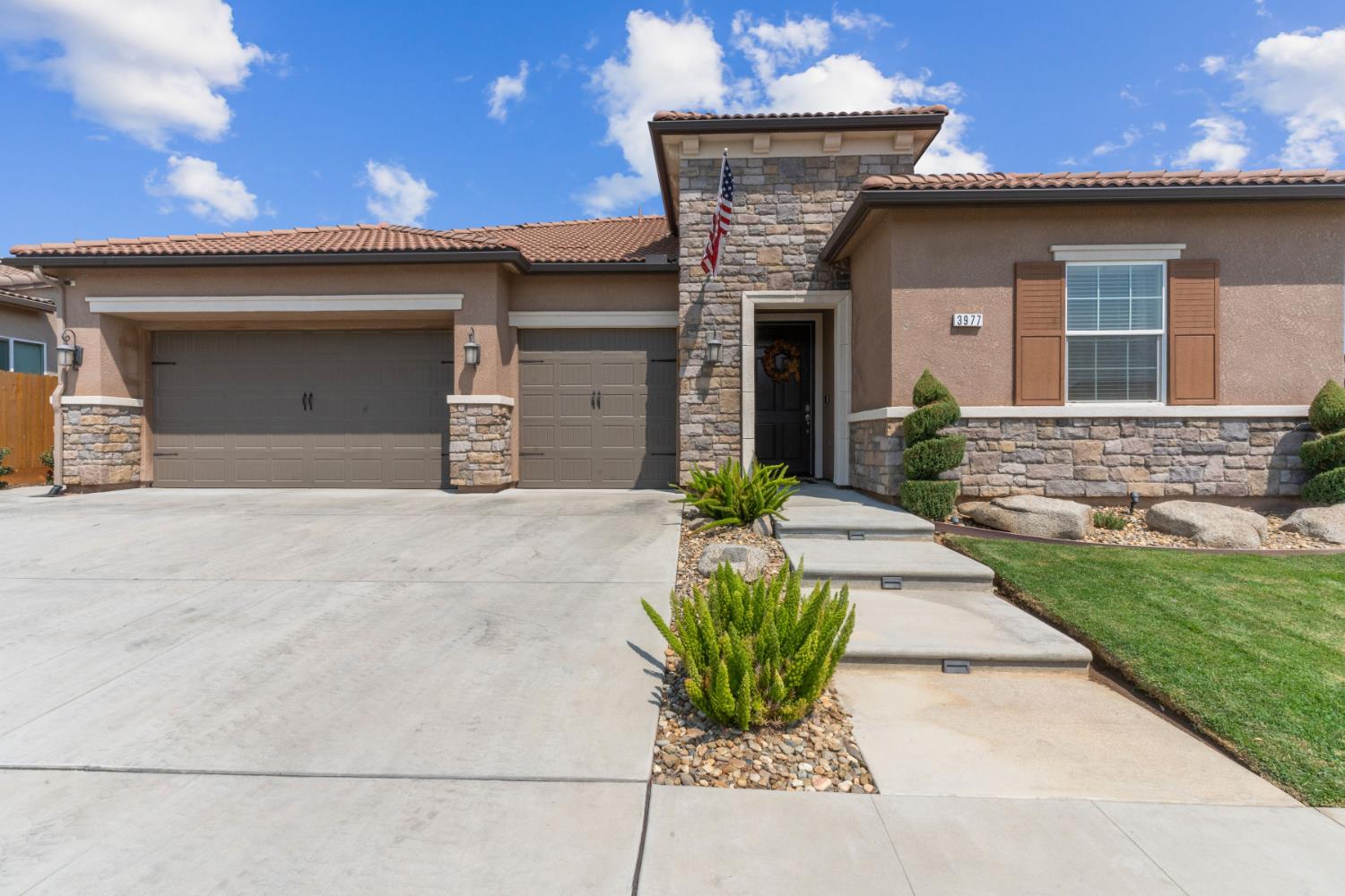 Featured listings