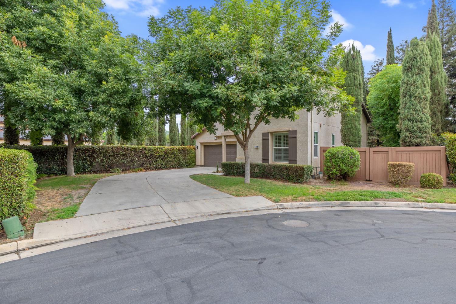 Featured listings