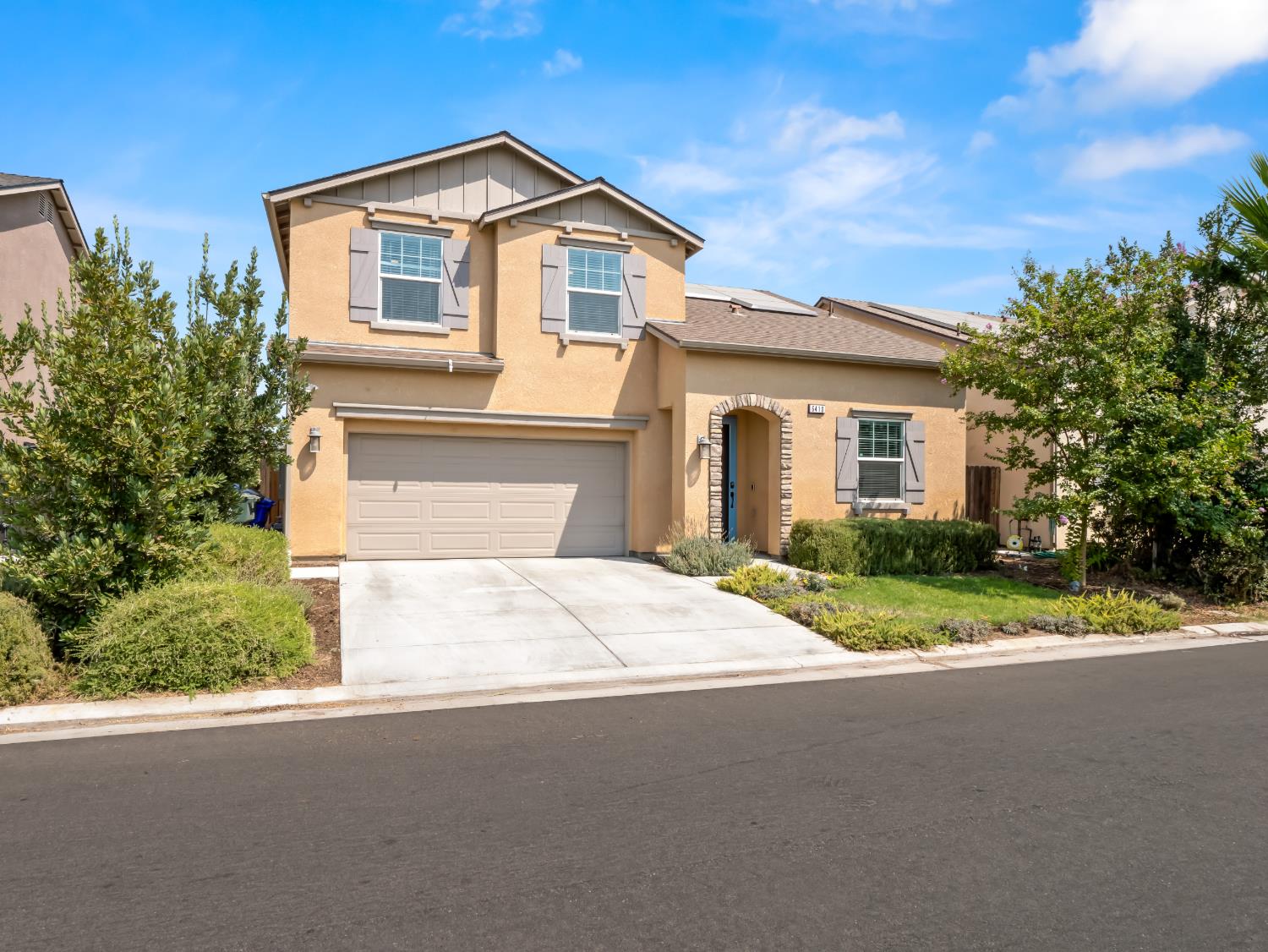 Featured listings