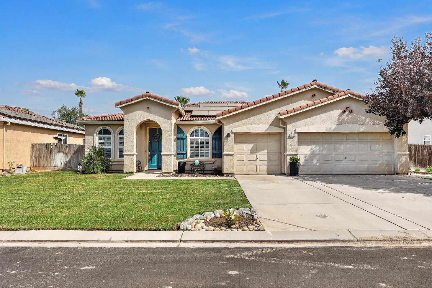 Featured listings