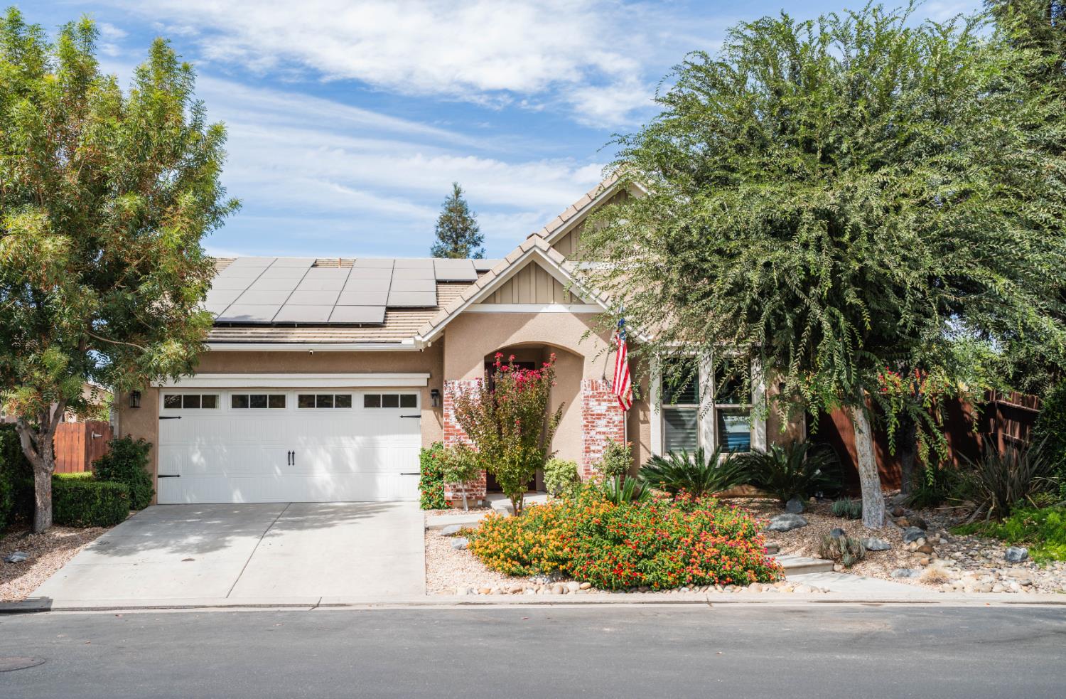 Featured listings