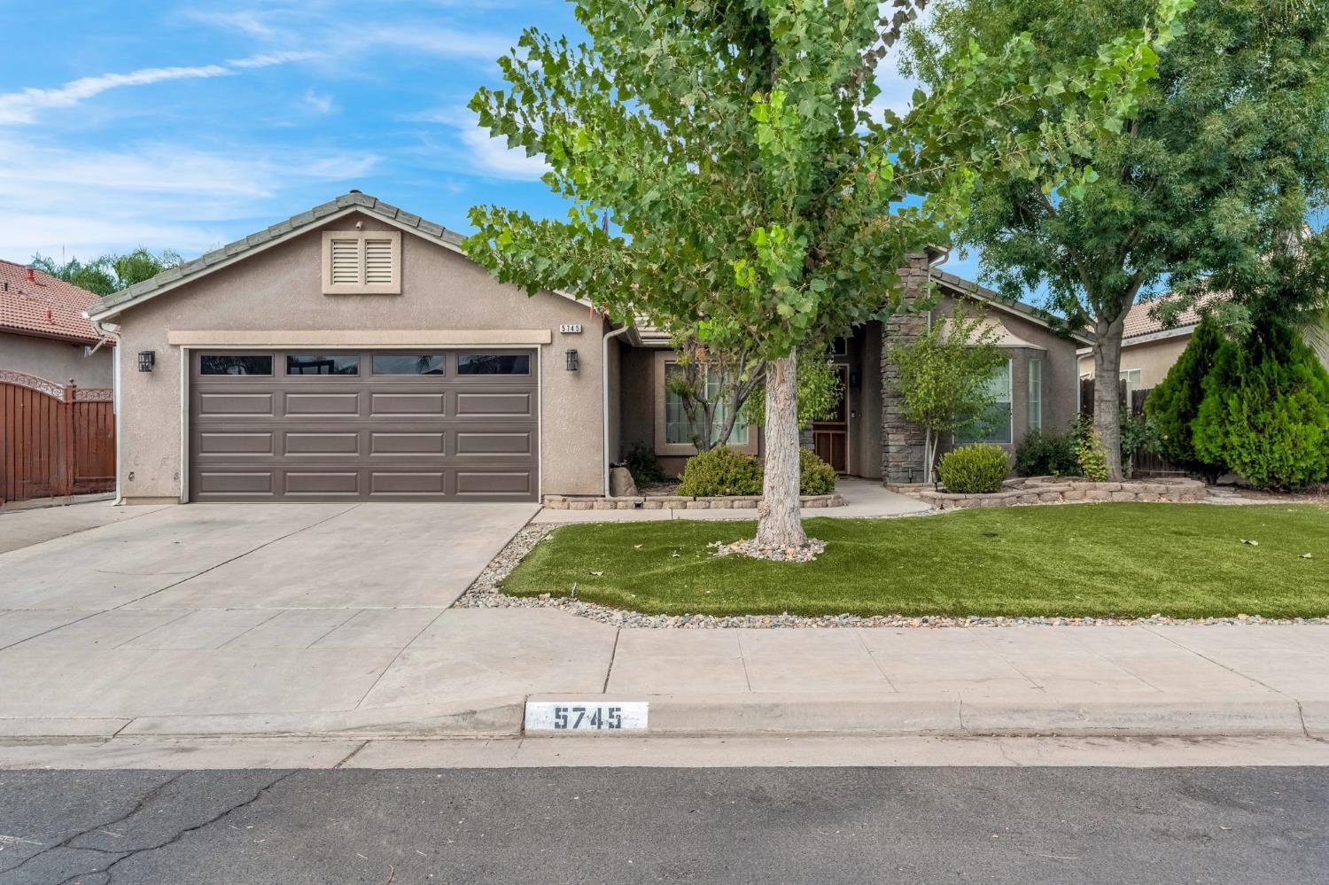 Featured listings