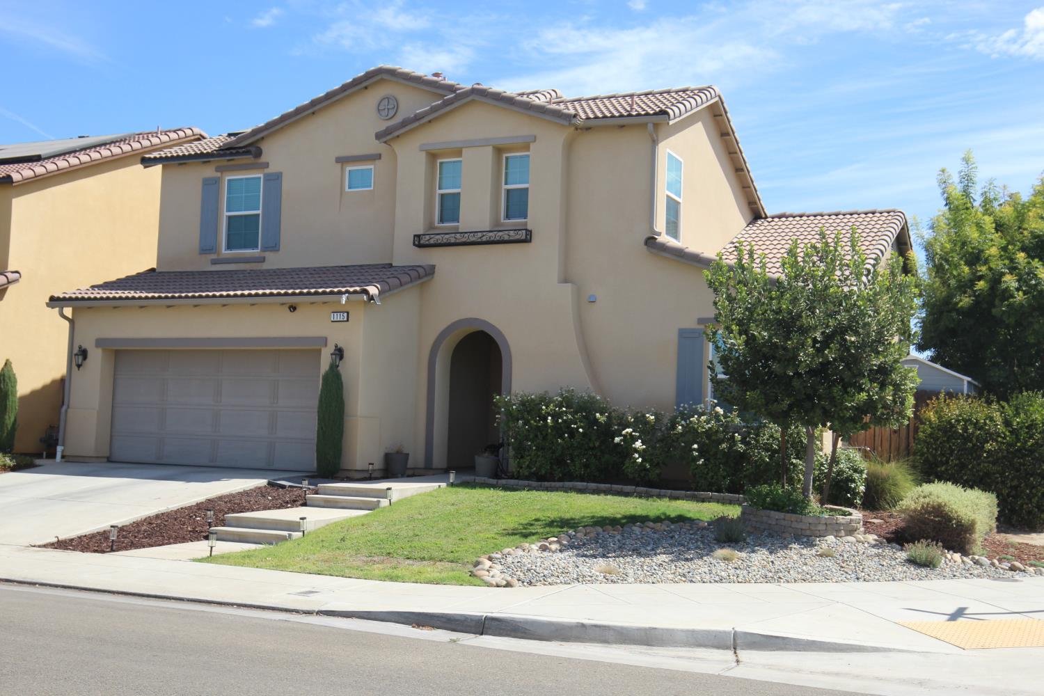 Featured listings
