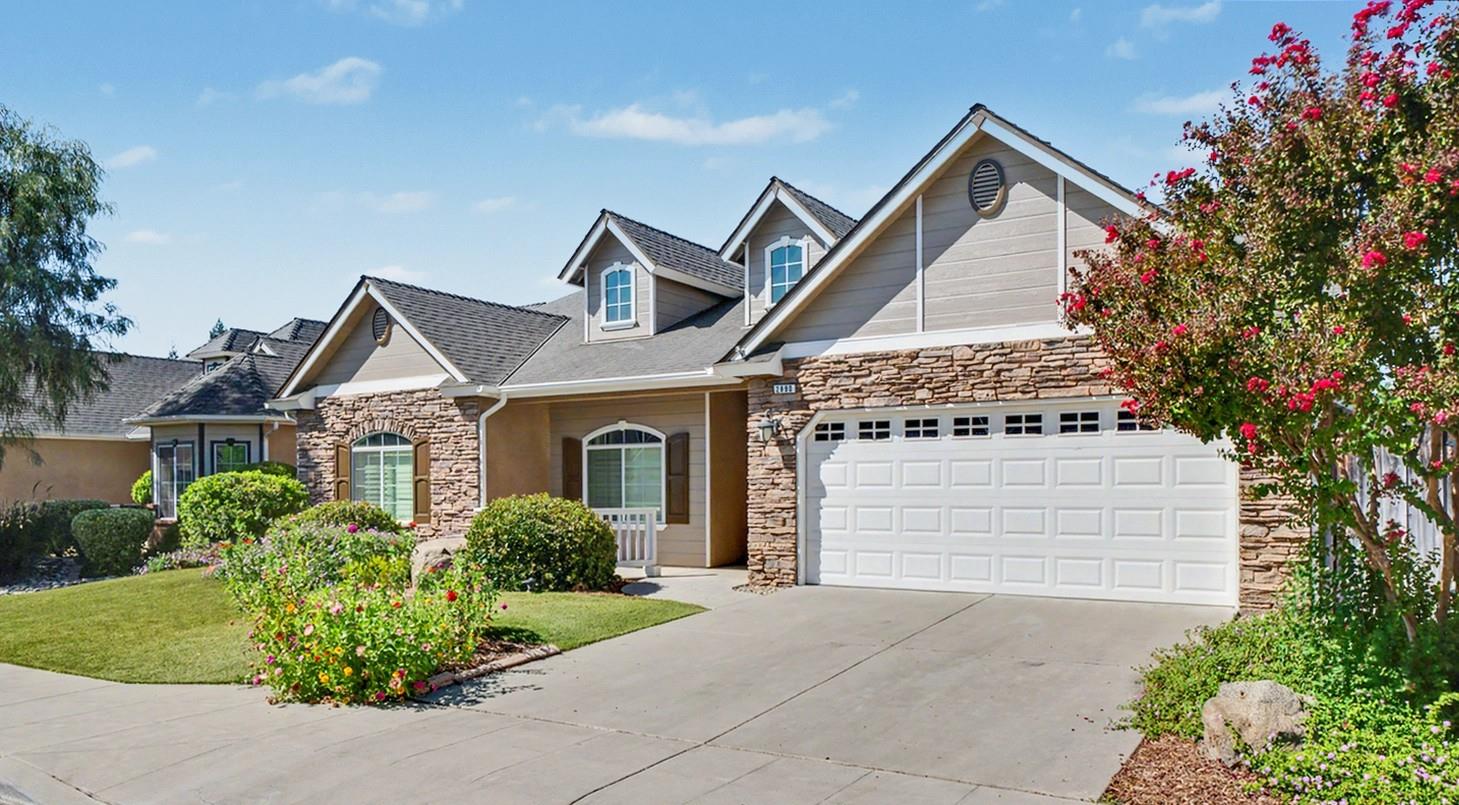 Featured listings