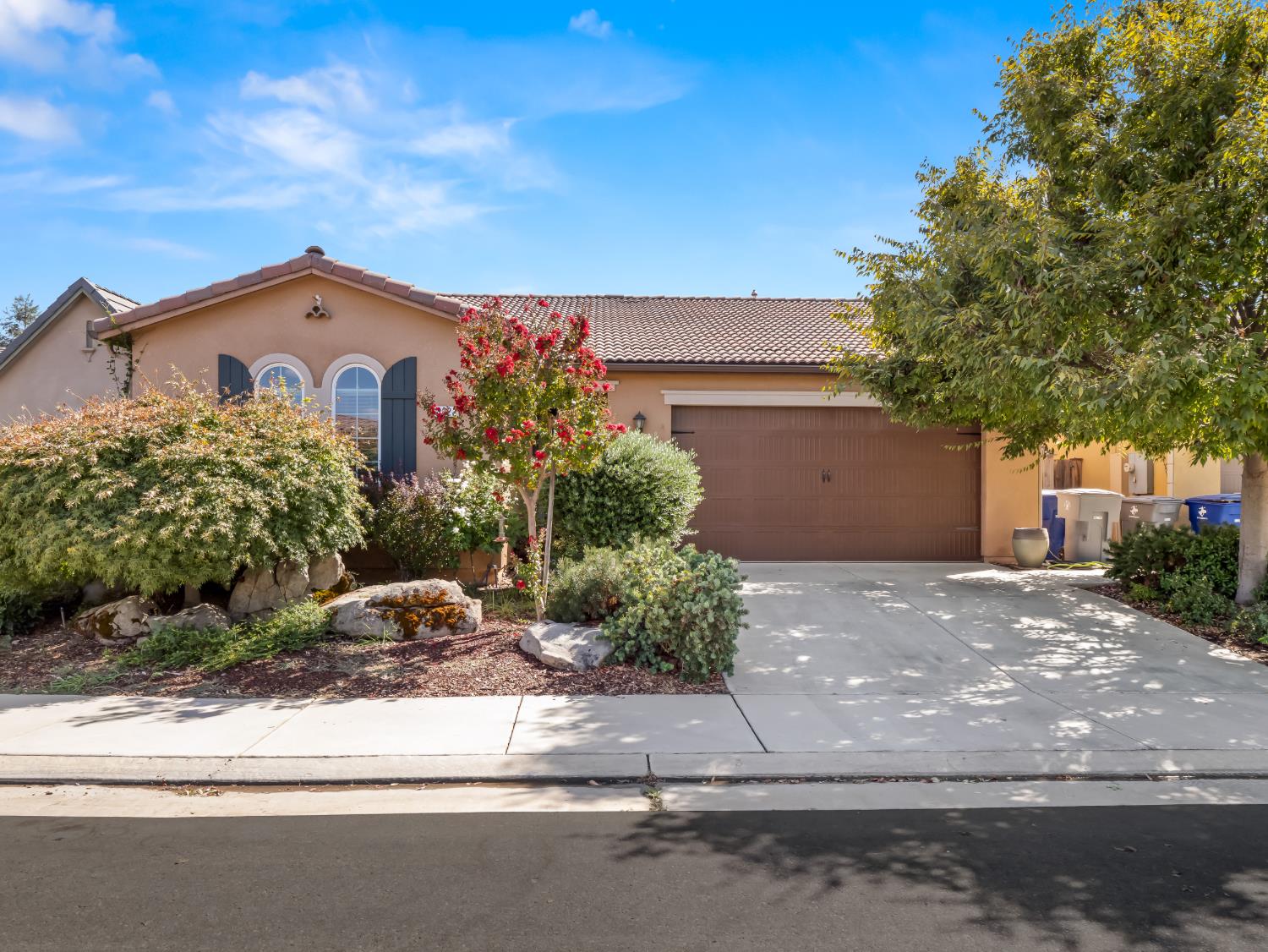 Featured listings
