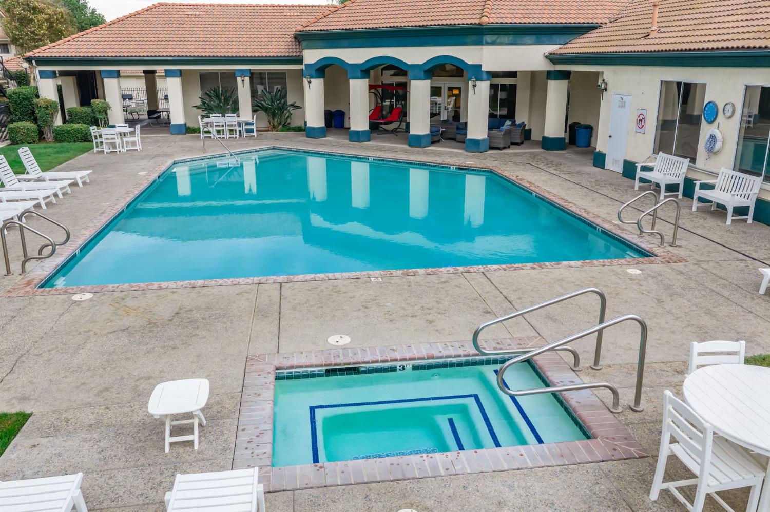 1542 E Alluvial Avenue 258