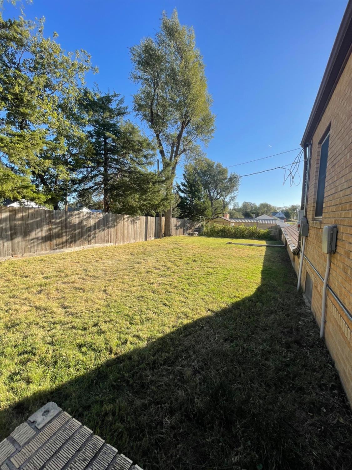 Residential / Farm for sale in Larned, Kansas, 84713