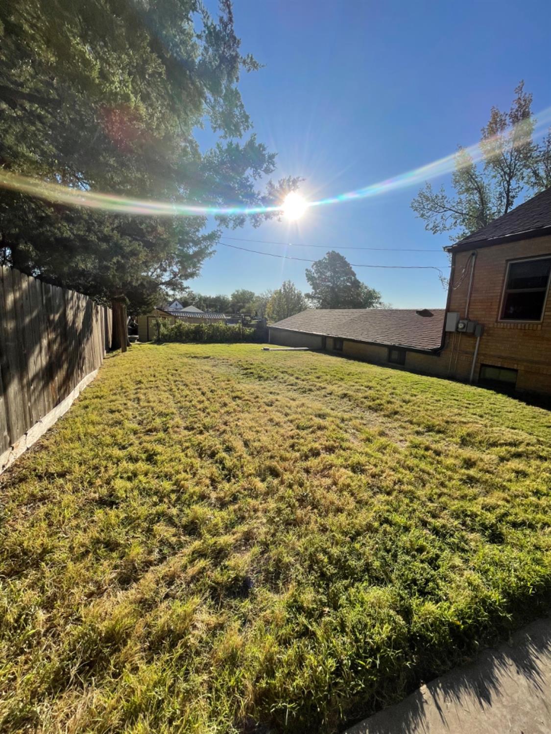Residential / Farm for sale in Larned, Kansas, 84713