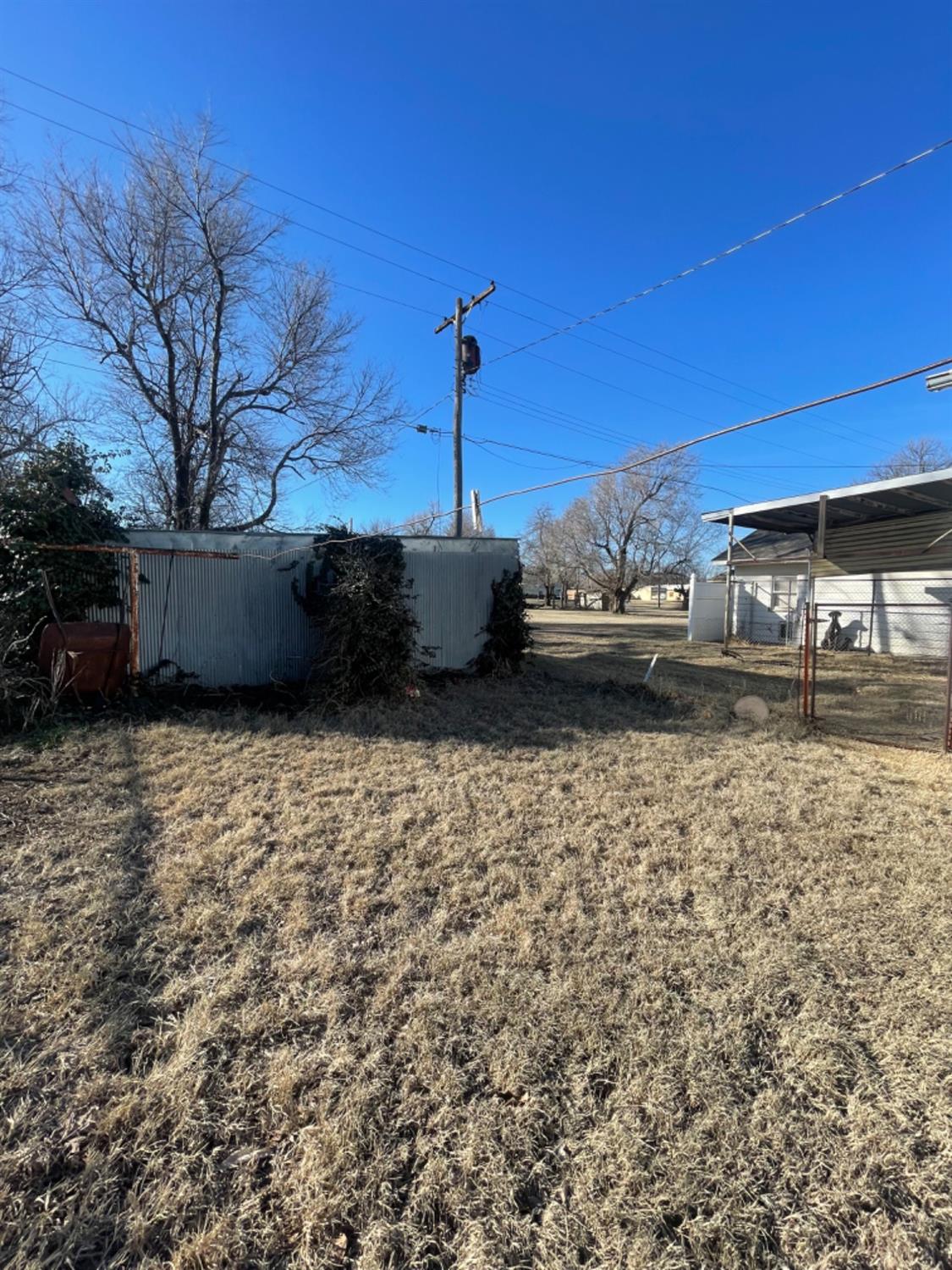 Residential / Farm for sale in Larned, Kansas, 84856