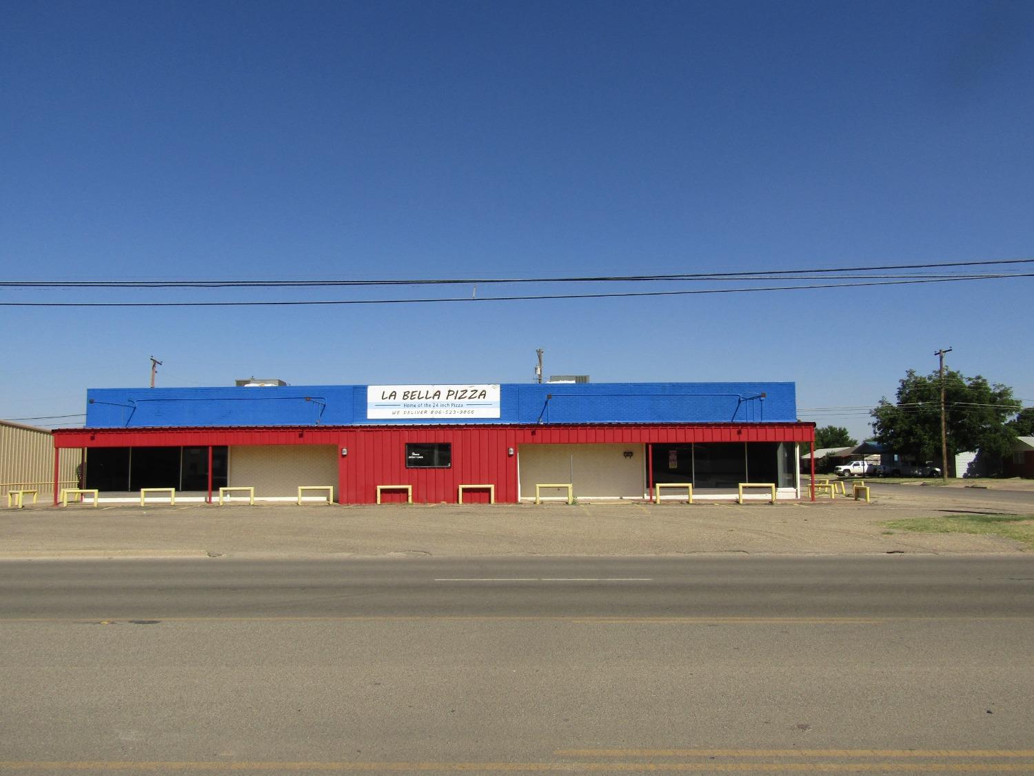 Excellent location for your New Restaurant!  High traffic and visibility corner location near new development.  Over 3600 sq. ft. restaurant facility that also could be adapted to retail or office use.  Call today for more details and a private showing!