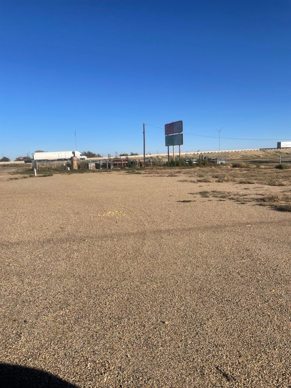 Commercial/Industrial lot with easy access to I-27 in desired Abernathy, TX, 17 miles north of Lubbock and minutes from Preston Smith International Airport.