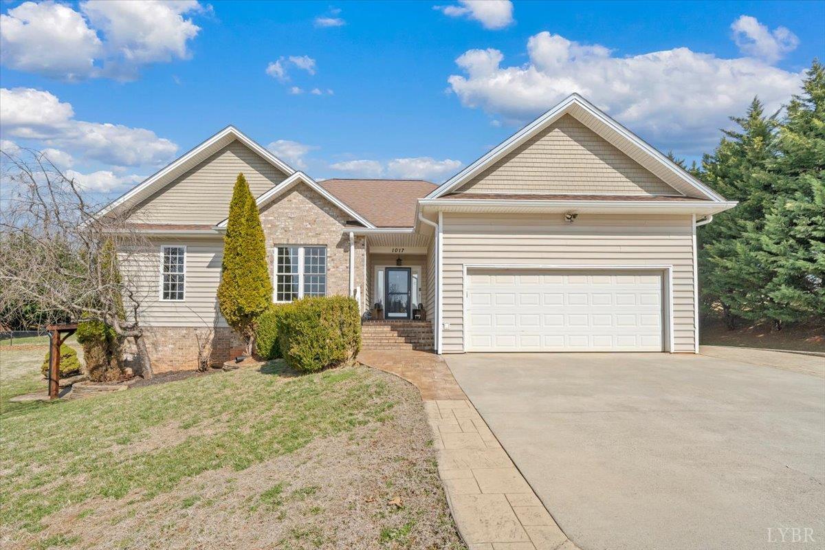 1017 Hooper Woods Drive, Forest, VA home for sale