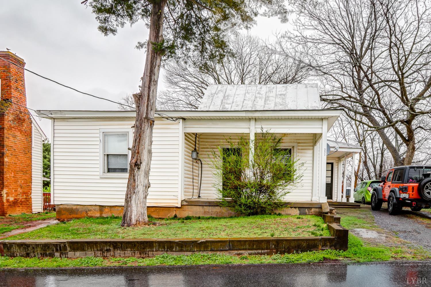 313 South Street, Bedford, VA home for sale