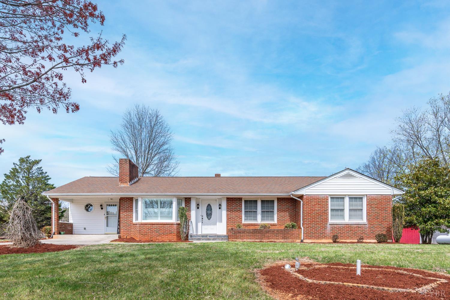 1128 Snead Circle, Bedford, VA home for sale