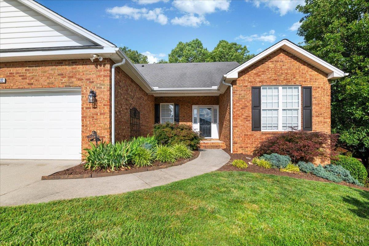 1232 Doulton Circle, Lynchburg, VA home for sale
