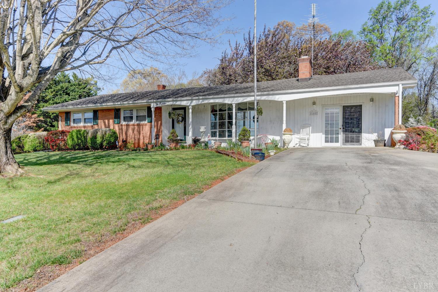 105 Gaddy Road, Lynchburg, VA home for sale