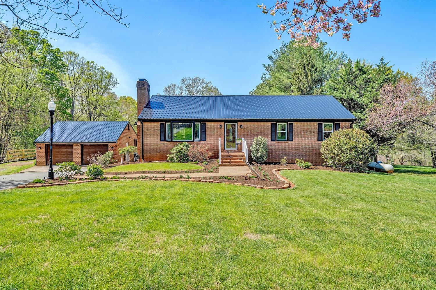 107 Casaloma Drive, Forest, VA home for sale
