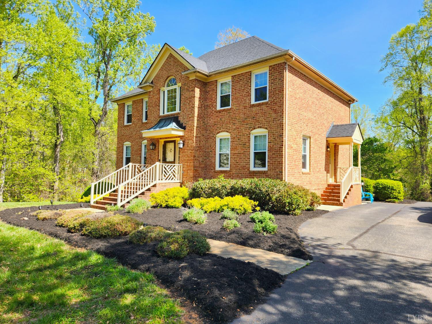100 Jameson Court, Lynchburg, VA home for sale