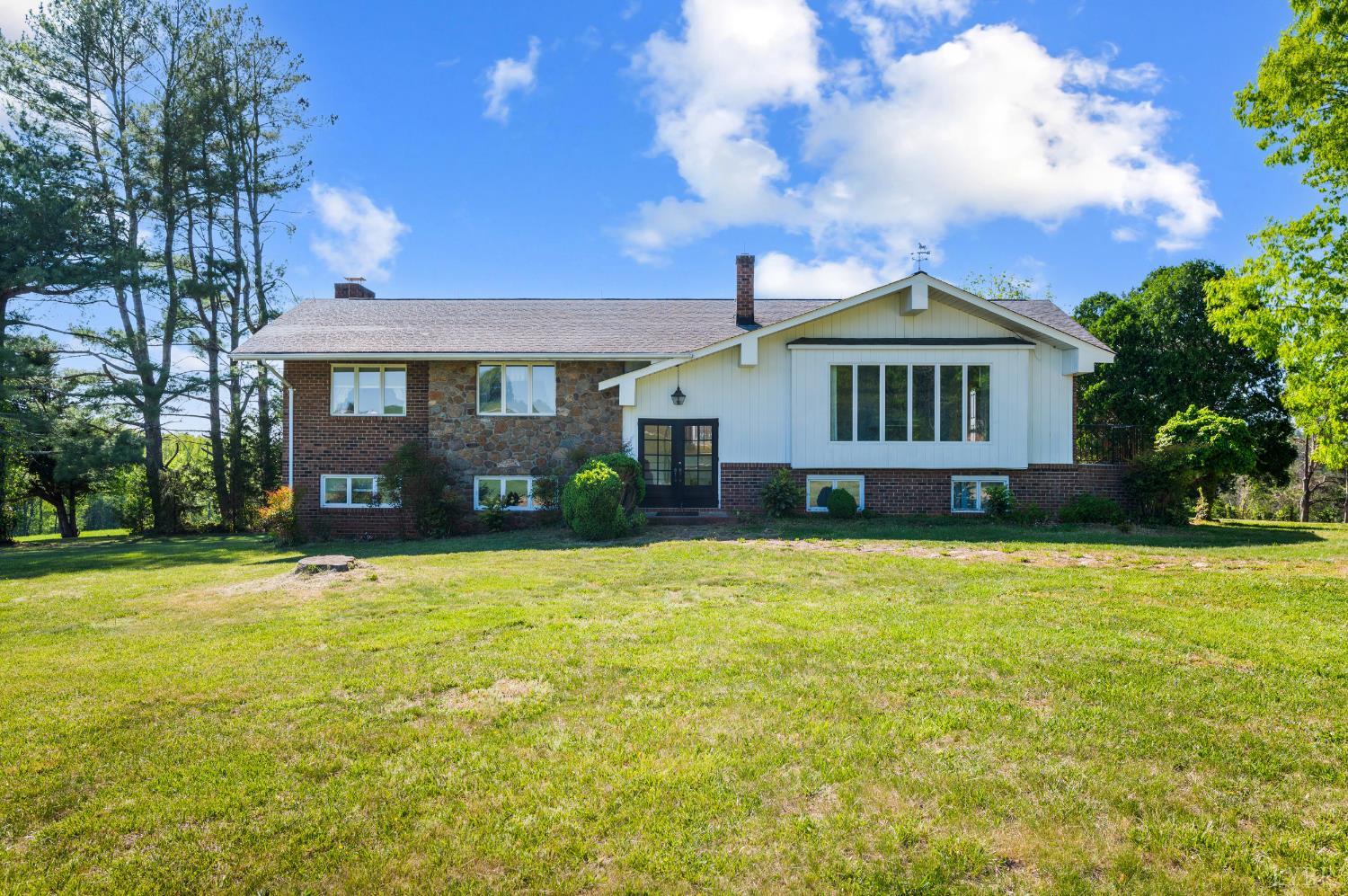 1250 Lick Run Farm Road, Forest, VA home for sale