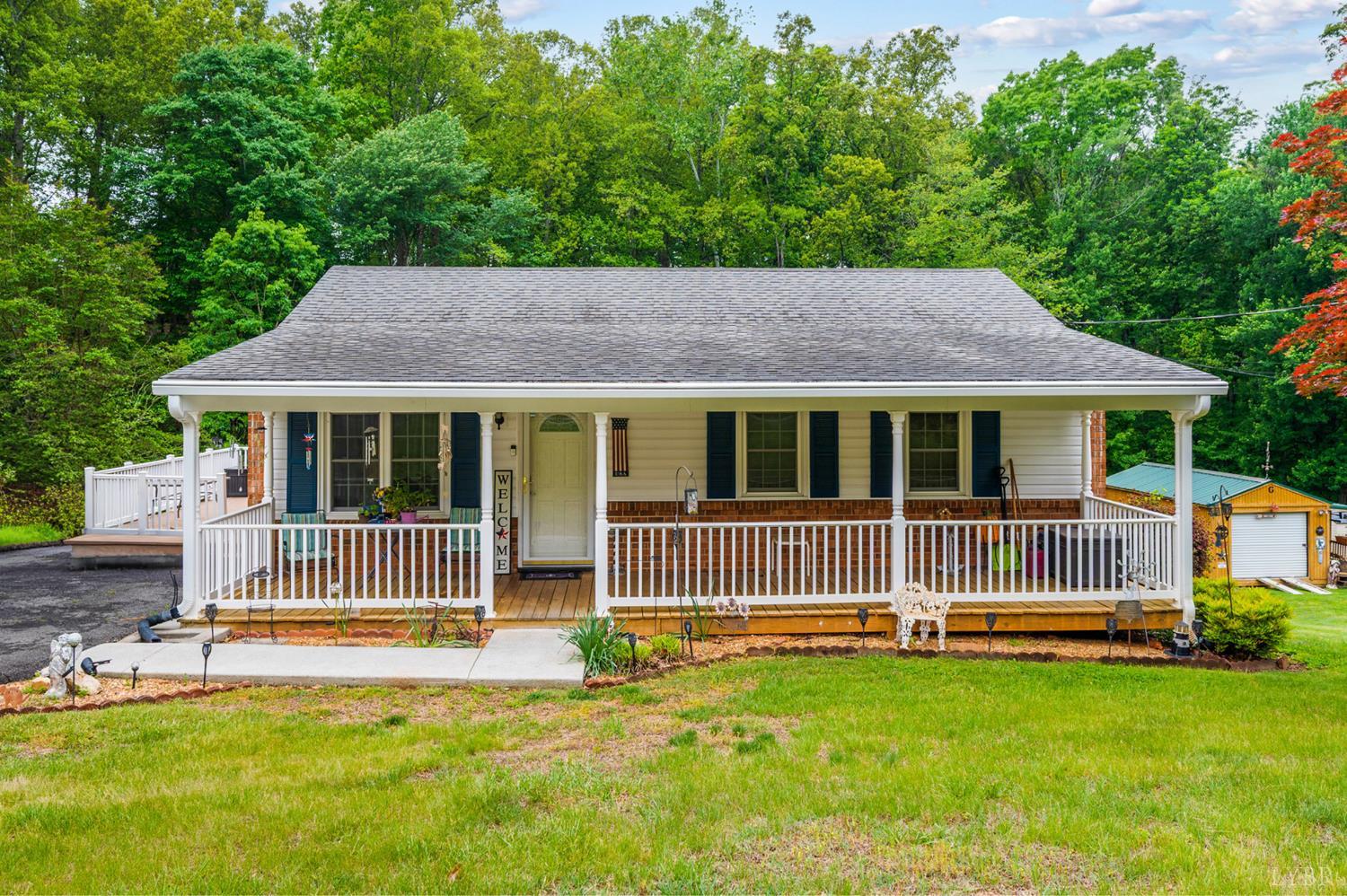 1025 Morey Place, Lynchburg, VA home for sale