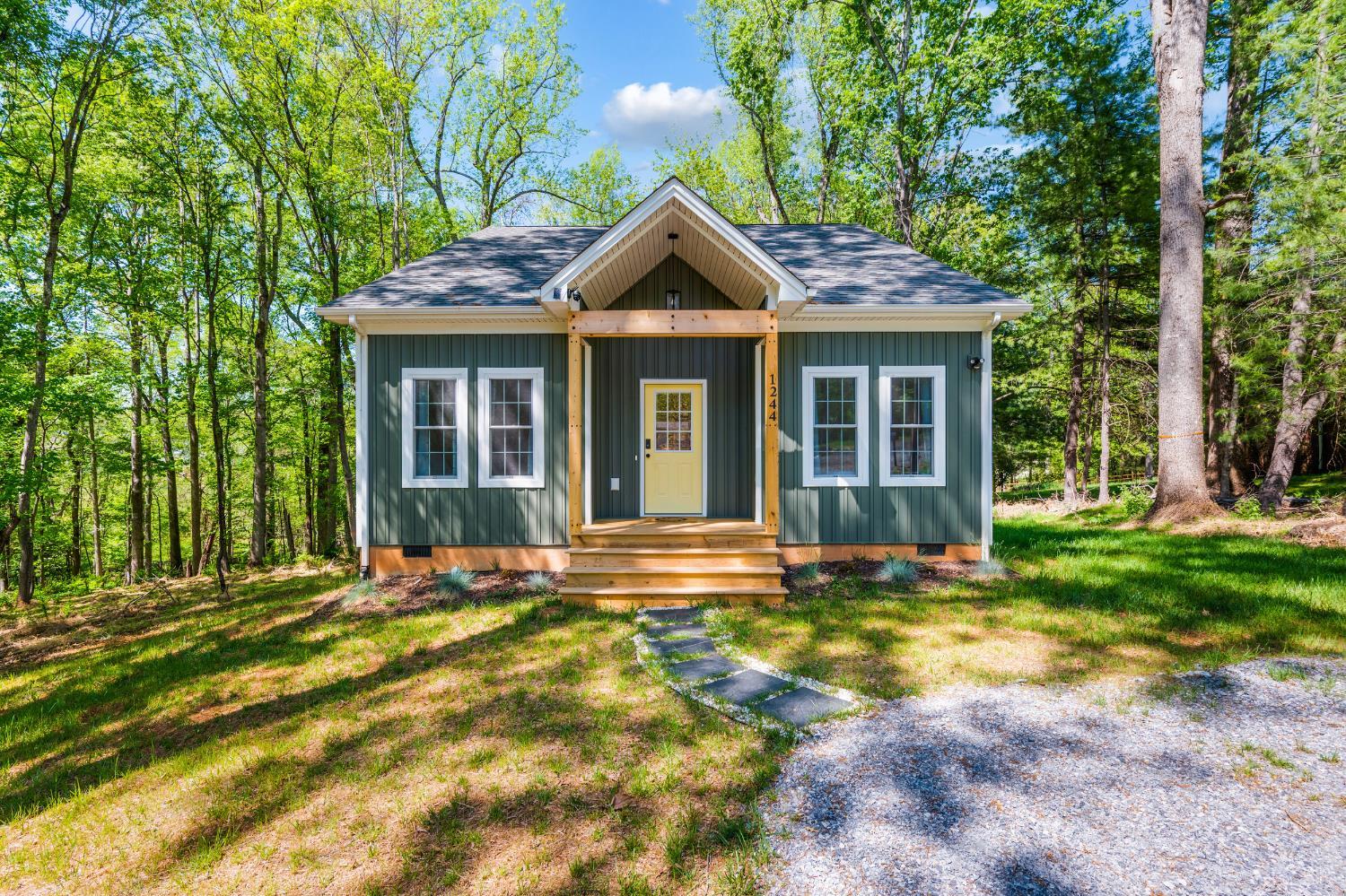 1244 Windsor Drive, Bedford, VA home for sale