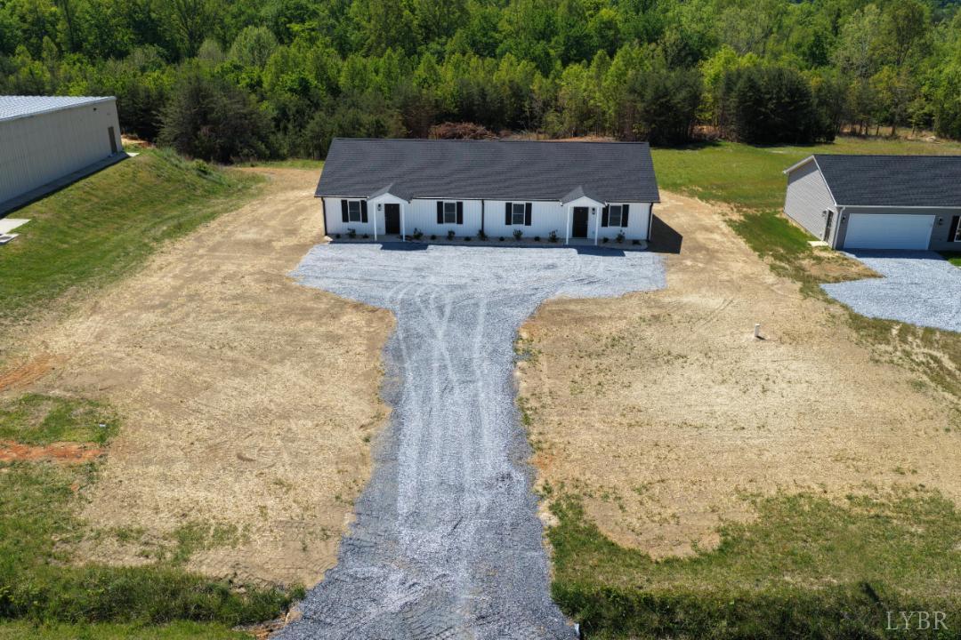 2266 Smith Mountain Lake Parkway, Huddleston, VA home for sale