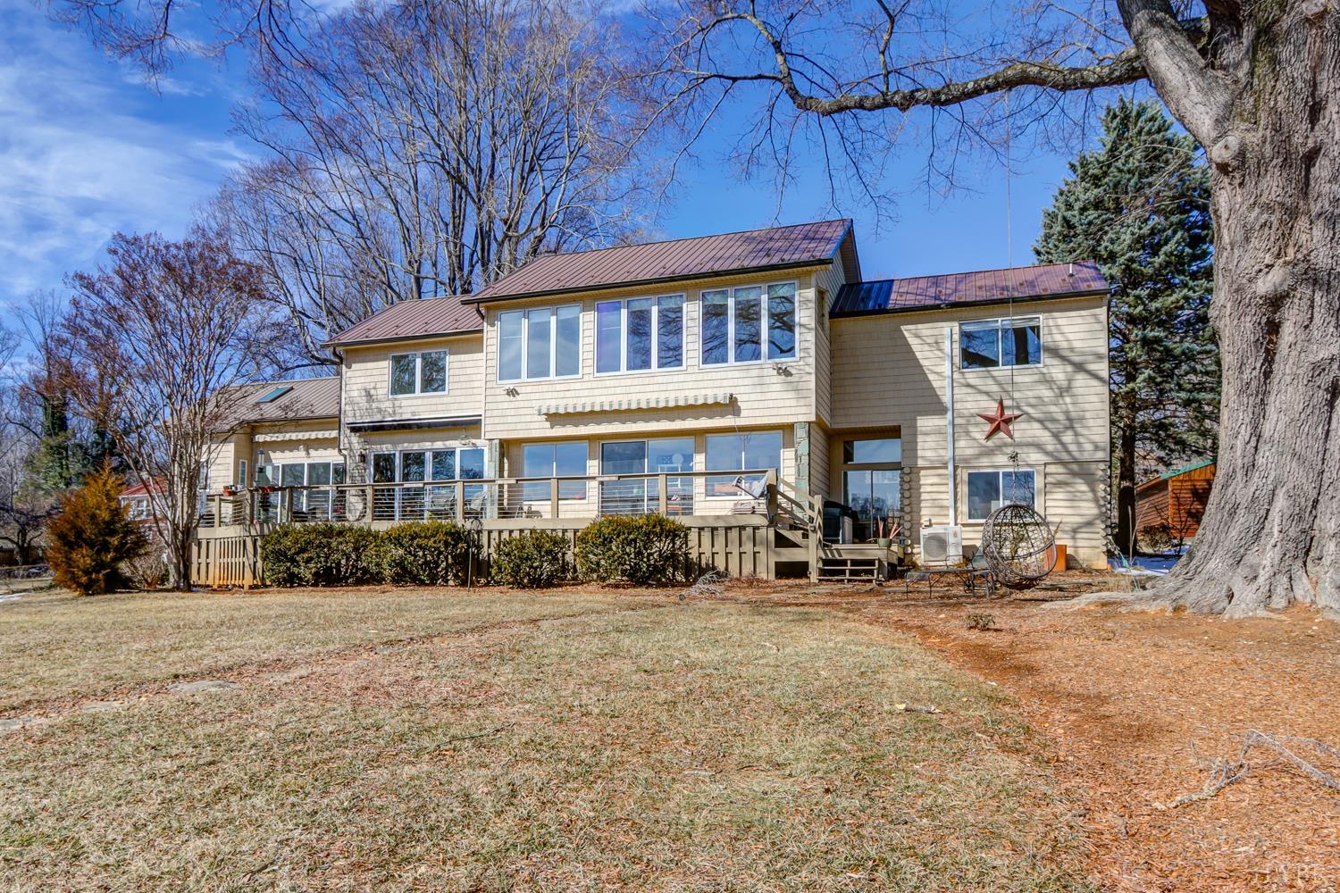 2028 Timberlake Drive, Lynchburg, VA home for sale