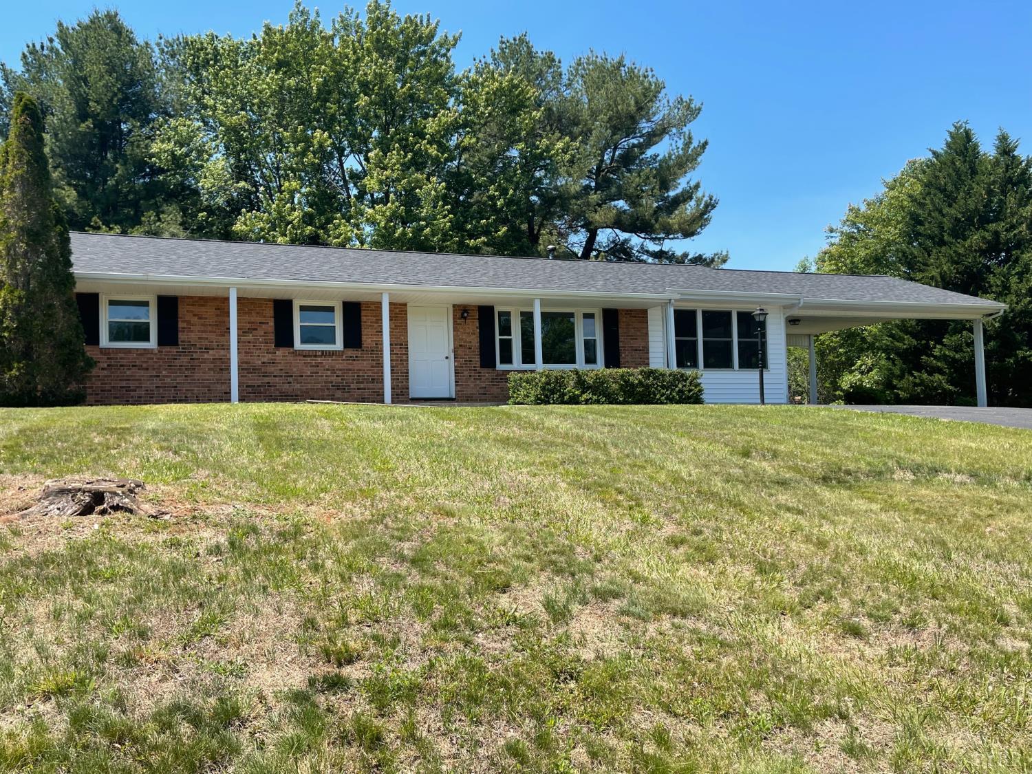 1018 Woodhaven Drive, Bedford, VA home for sale