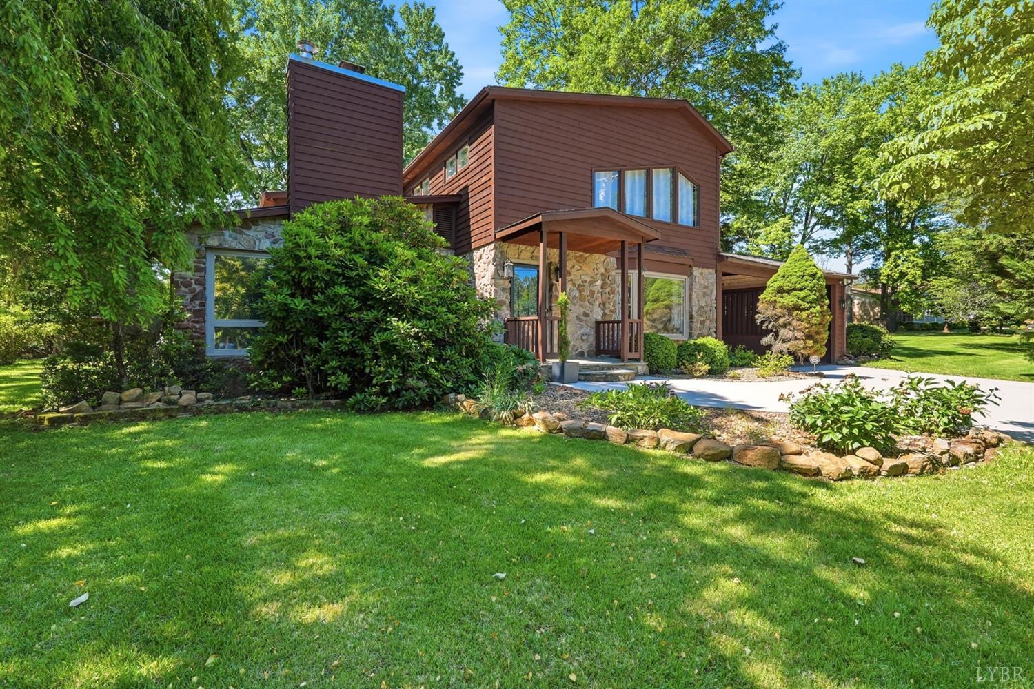 1107 Boonsboro Place, Lynchburg, VA home for sale