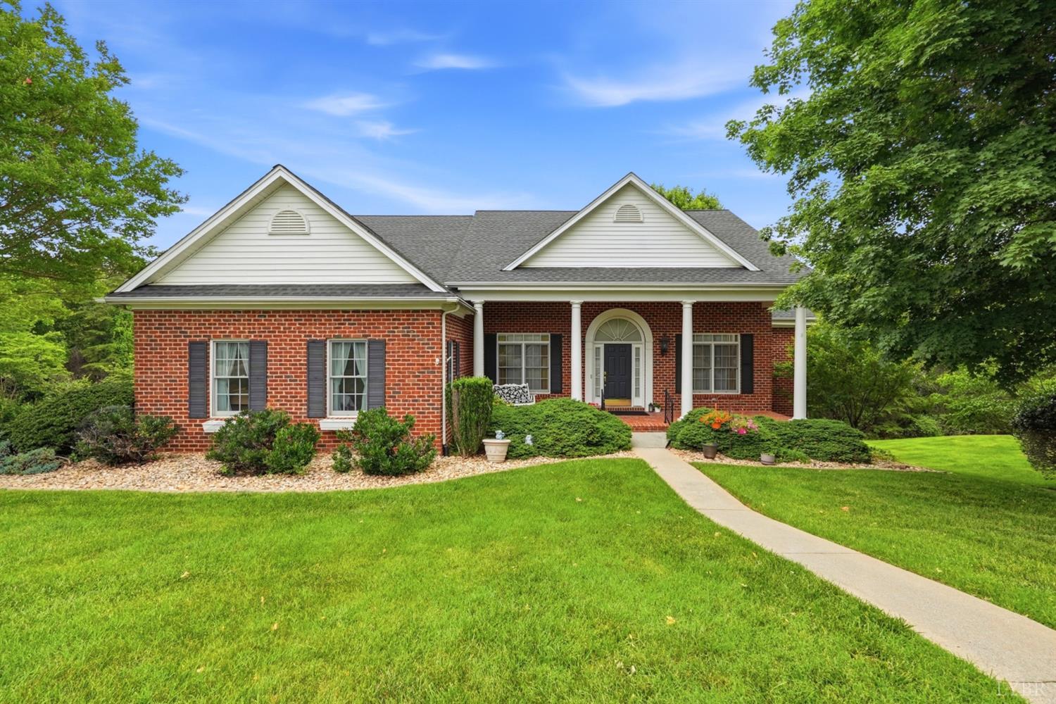 1476 Glenbrooke Drive