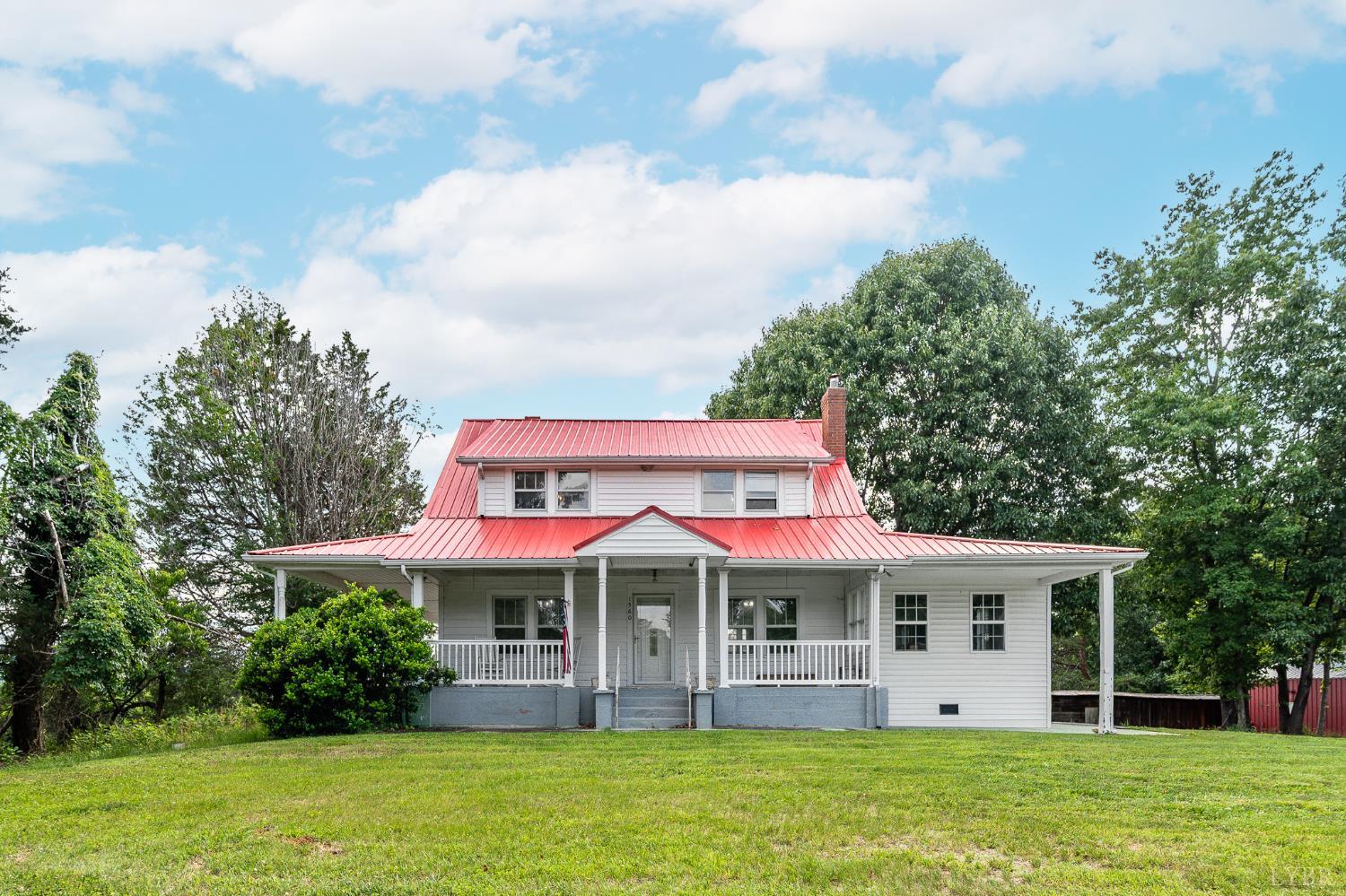 1560 Quarles Road, Thaxton, VA home for sale