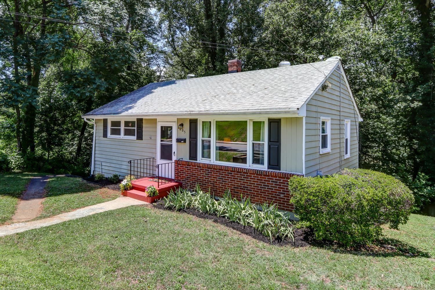 4605 Greenwood Drive