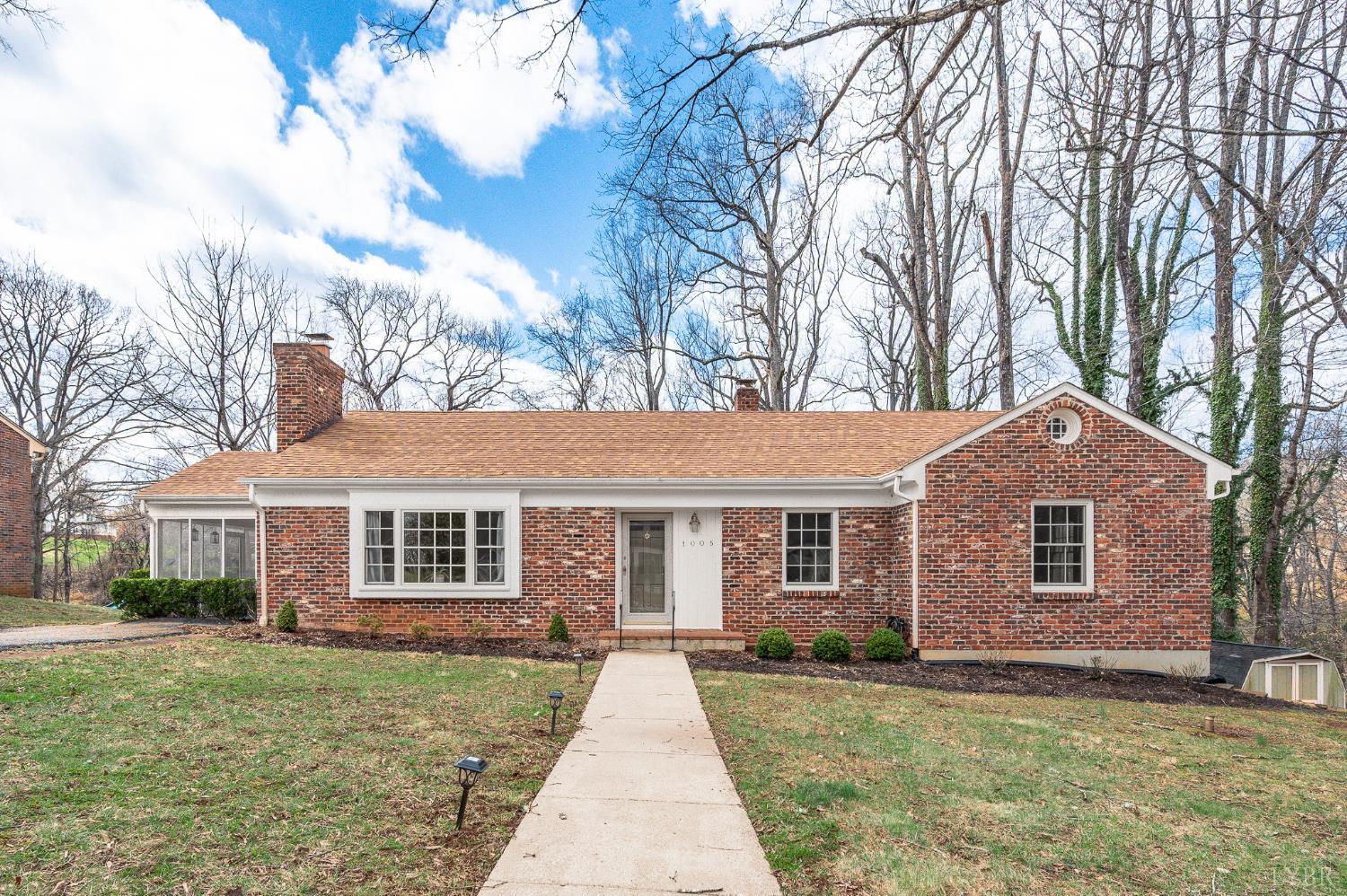 1005 Williamsburg Place, Lynchburg, VA home for sale