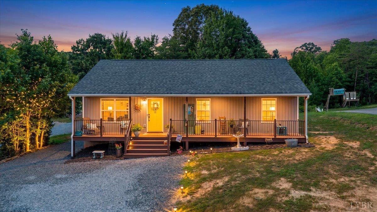 77 Valleyview Drive