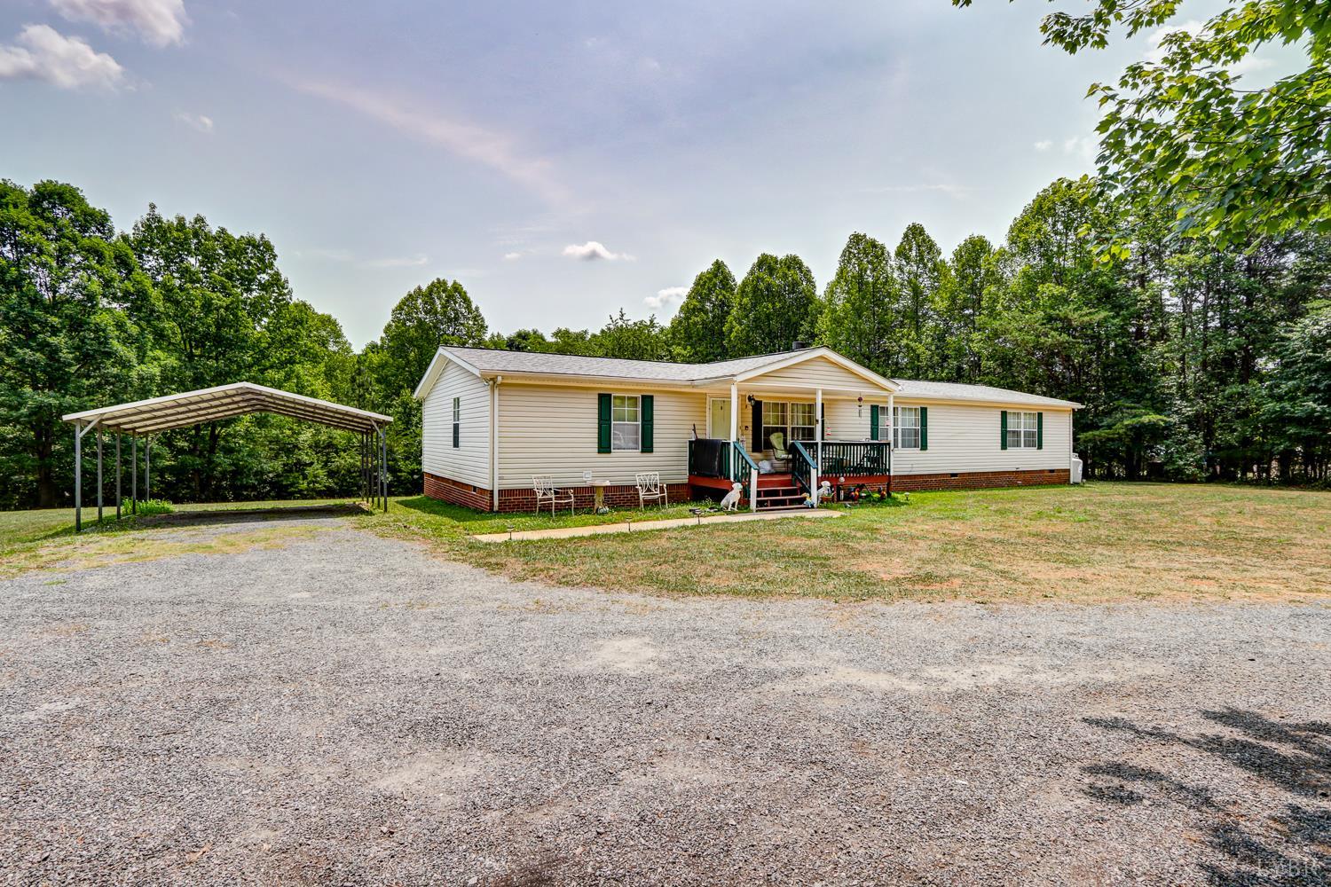 572 Leonard Lane