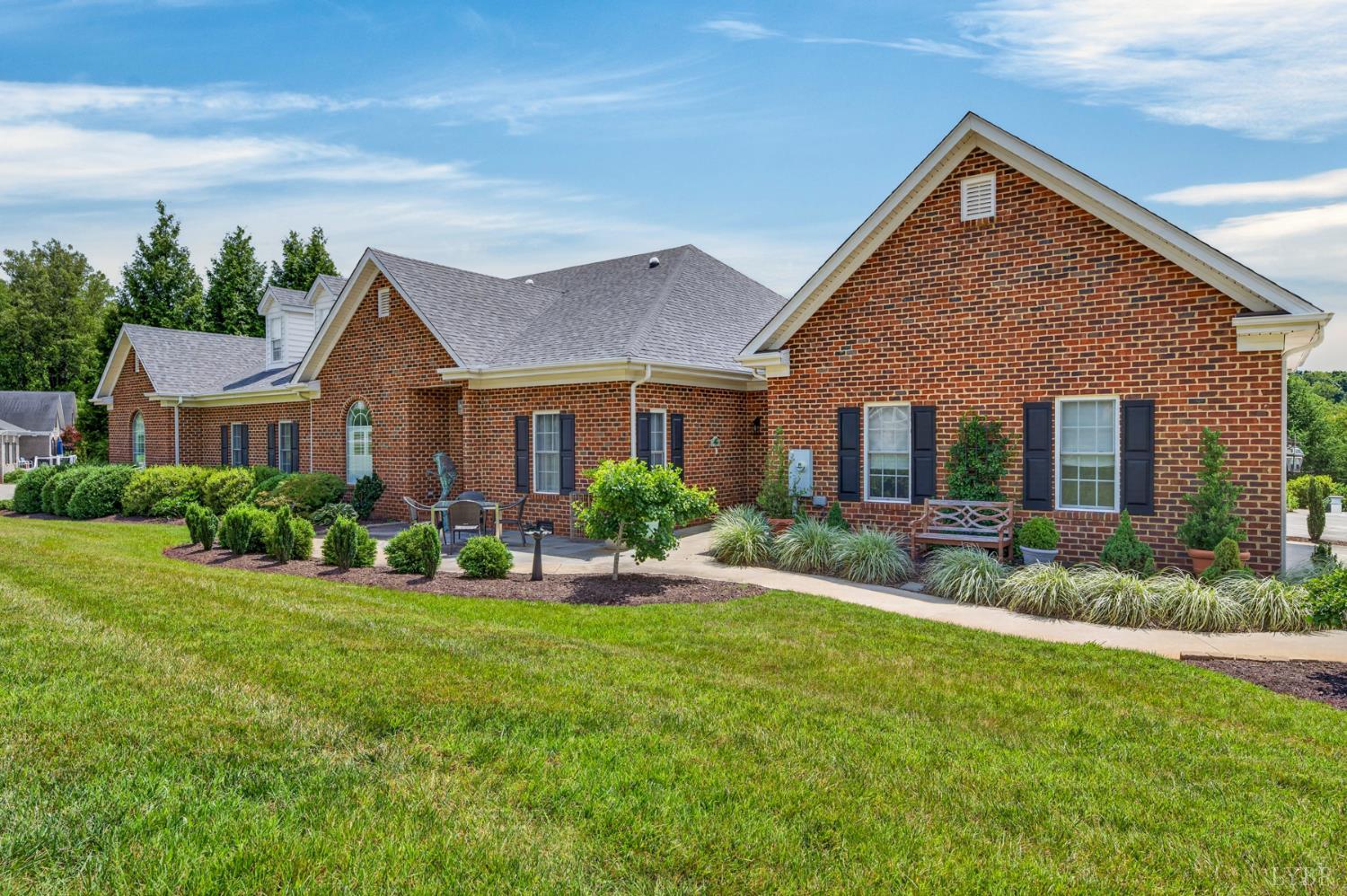 1031 Tottenham Court, Lynchburg, VA home for sale