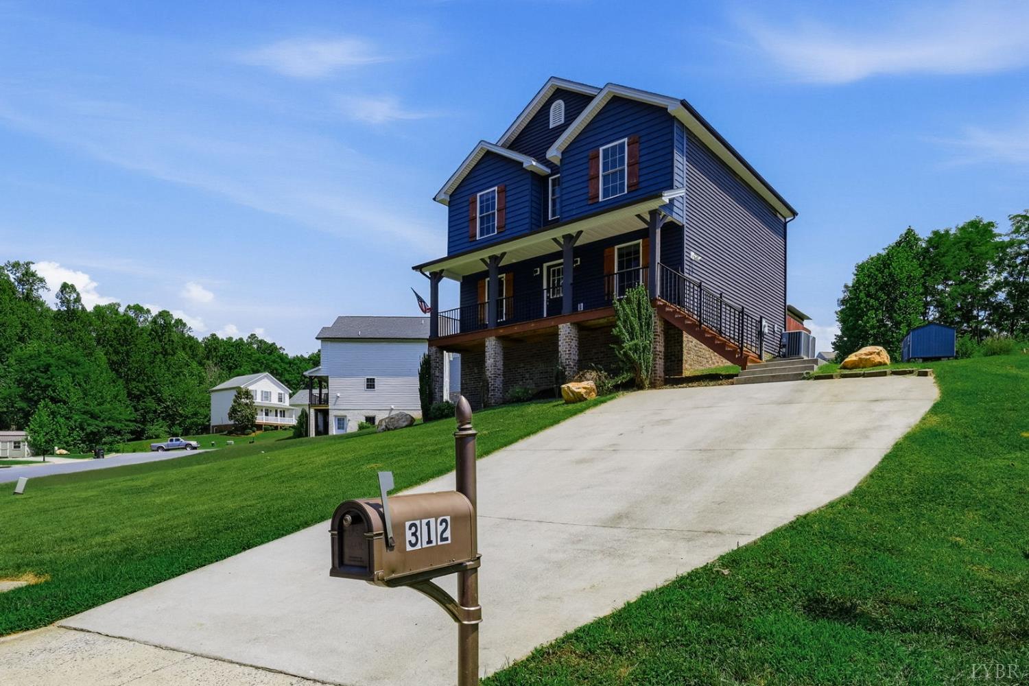 312 Wessex Road, Lynchburg, VA home for sale
