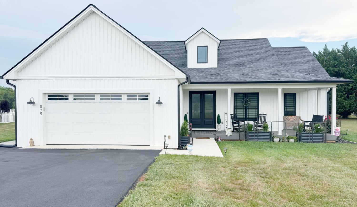 875 Morewood Road, Hardy, VA waterfront home for sale at Smith Mountain Lake