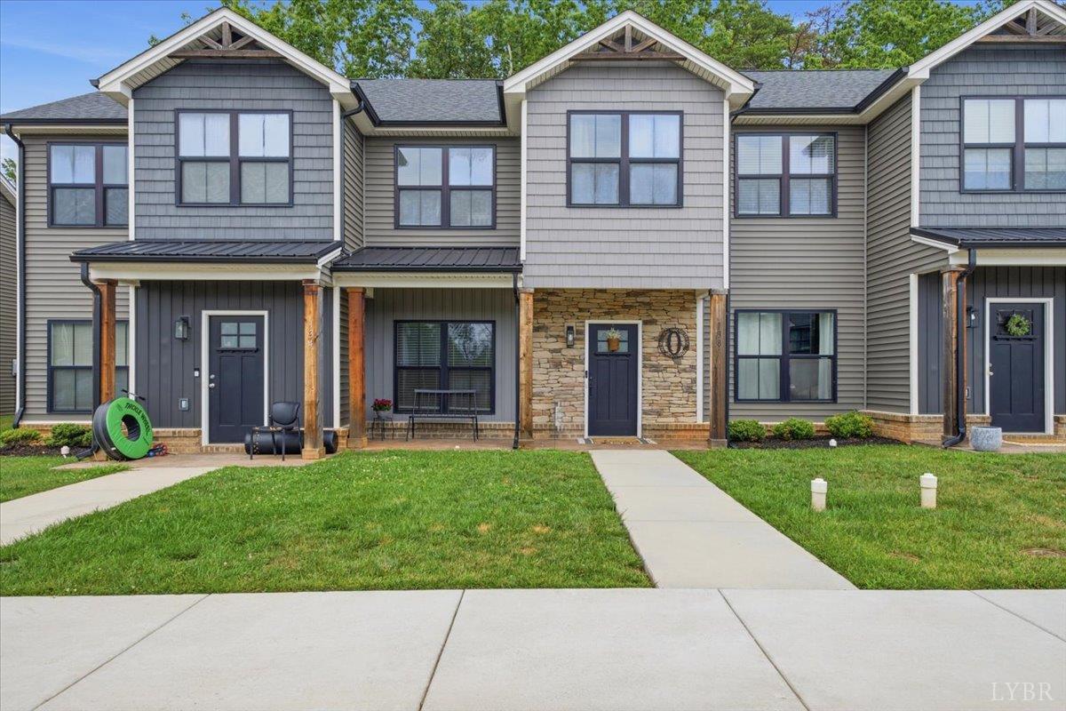 138 Sunburst Villa Drive