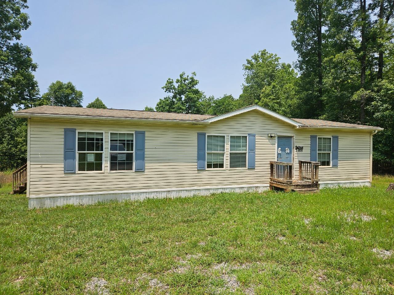 1408 Logwood Lane, Huddleston, VA home for sale